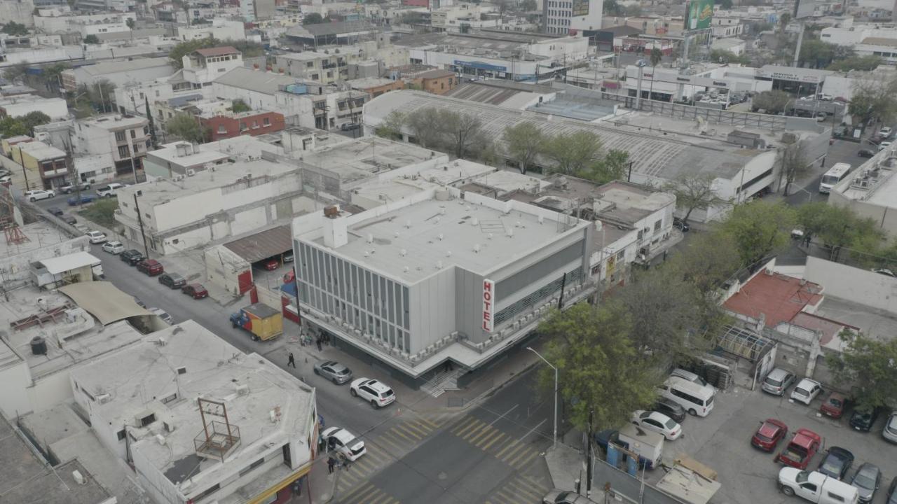 Hotel Hc Express Monterrey Exterior photo