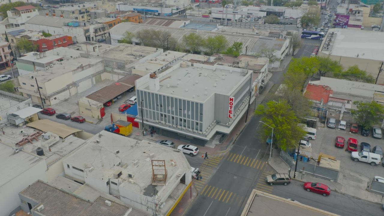 Hotel Hc Express Monterrey Exterior photo